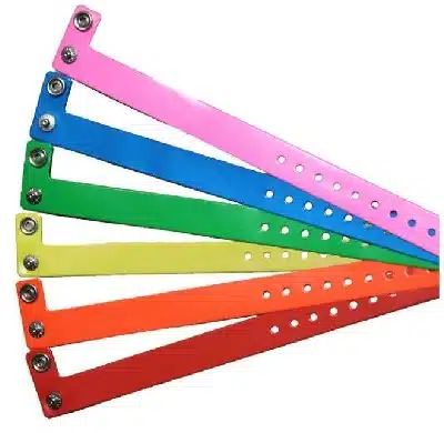 Features of L-Shaped Vinyl Wristbands